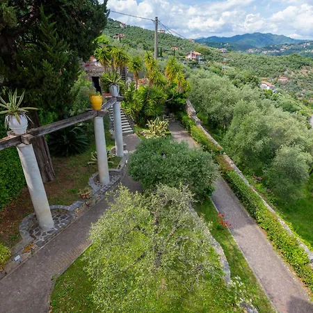 Villa Villa Le Palme-Pool, Garden, Terrace & Sea View *