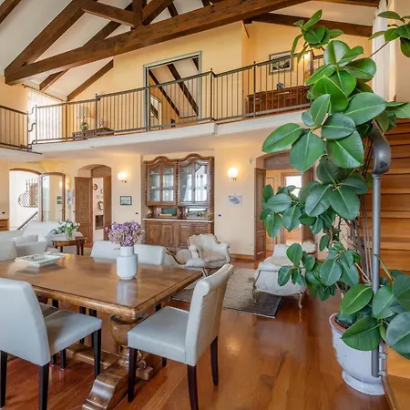 Villa Le Palme-Pool, Garden, Terrace & Sea View * La Spezia