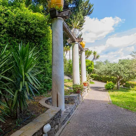 Villa Le Palme-Pool, Garden, Terrace & Sea View Villa