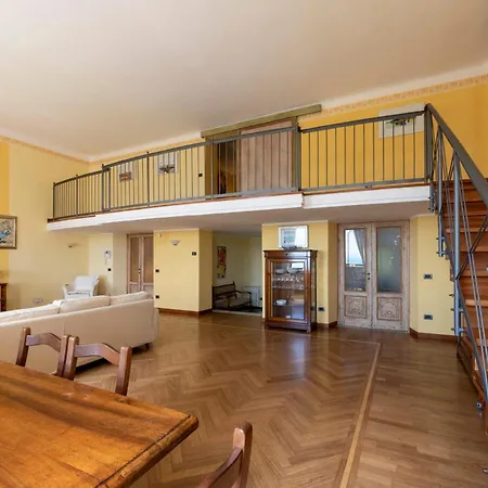 Villa Le Palme-Pool, Garden, Terrace & Sea View Villa La Spezia