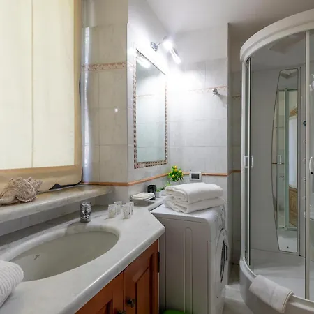 Villa Le Palme-Pool, Garden, Terrace & Sea View *