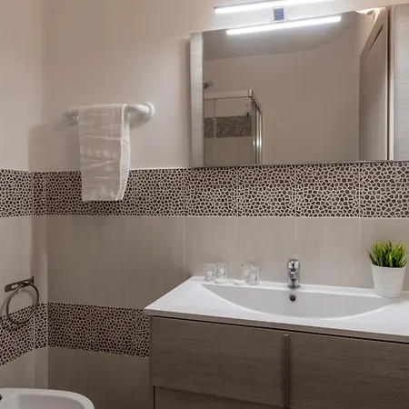 Villa Villa Le Palme-Pool, Garden, Terrace & Sea View *