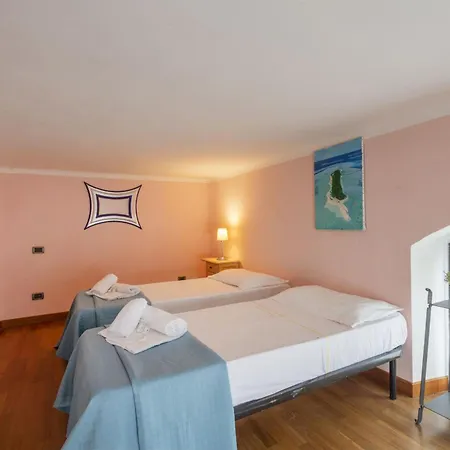 Villa Le Palme-pool, Garden, Terrace & Sea View La Spezia