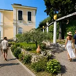 Le Palme-pool, Garden, Terrace & Sea View Villa La Spezia