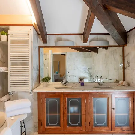 Le Palme Swimming-pool & Relax In The Gulf Of Poets لا سبيتسْيا