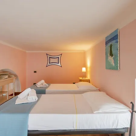 Le Palme-pool, Garden, Terrace & Sea View