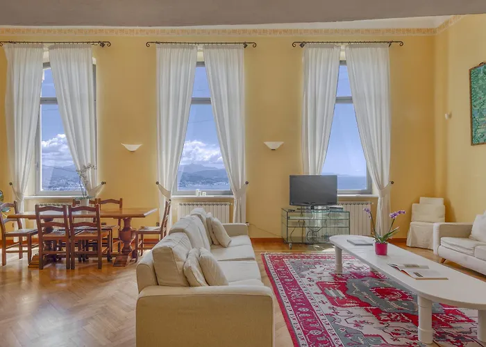 Le Palme-pool, Garden, Terrace & Sea View Специя