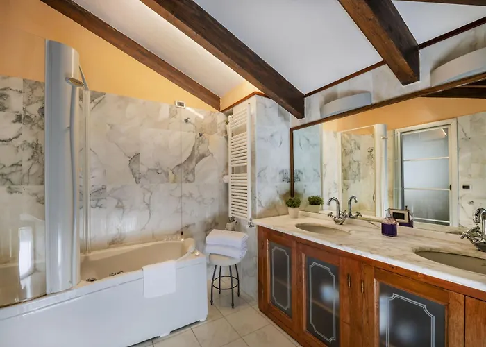 Вилла Le Palme-pool, Garden, Terrace & Sea View *